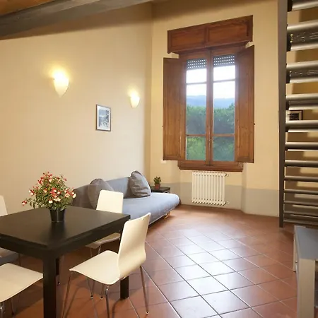 Appartement Calamai By The River Srl *