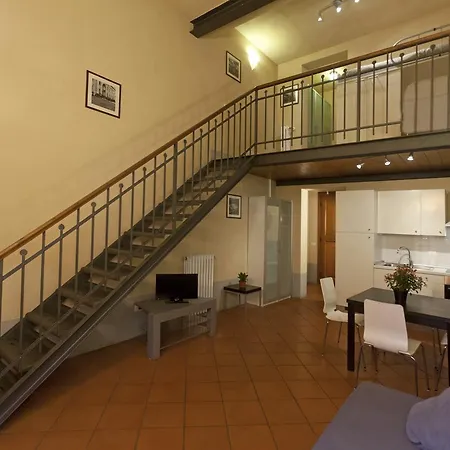 Appartement Calamai By The River Srl Prato (Prato)