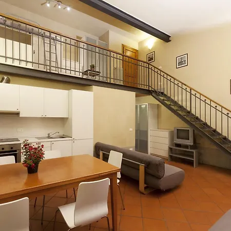Appartement Calamai By The River Srl